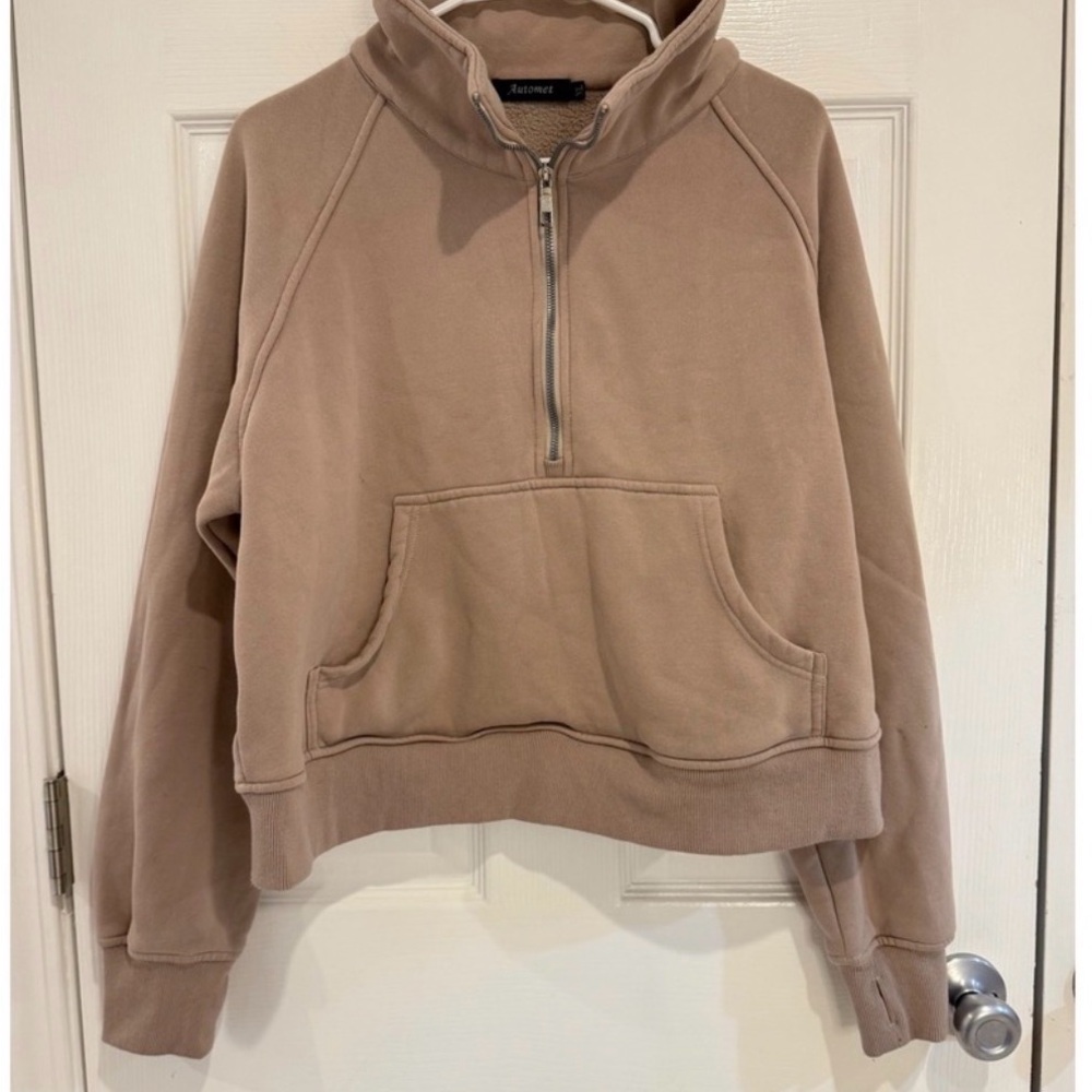 Automet Half-Zip Cropped- Taupe Cozy Comfy Crop - EUC